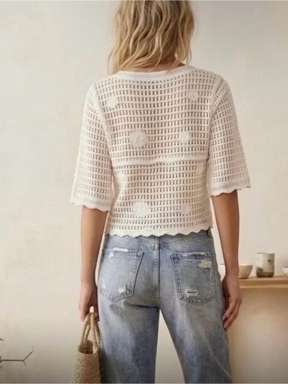 White Lace Charm Crochet Top - Picture 3 of 3